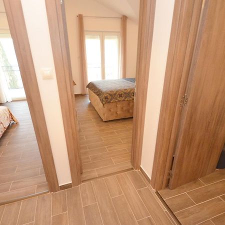 Leut Stone Residence Tivat Room photo